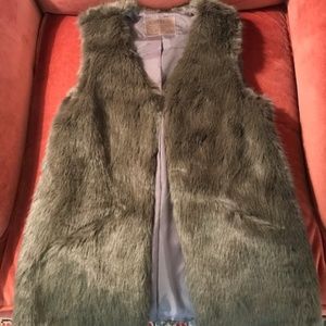 Zara Girls Faux Fur Vest Size 7/8